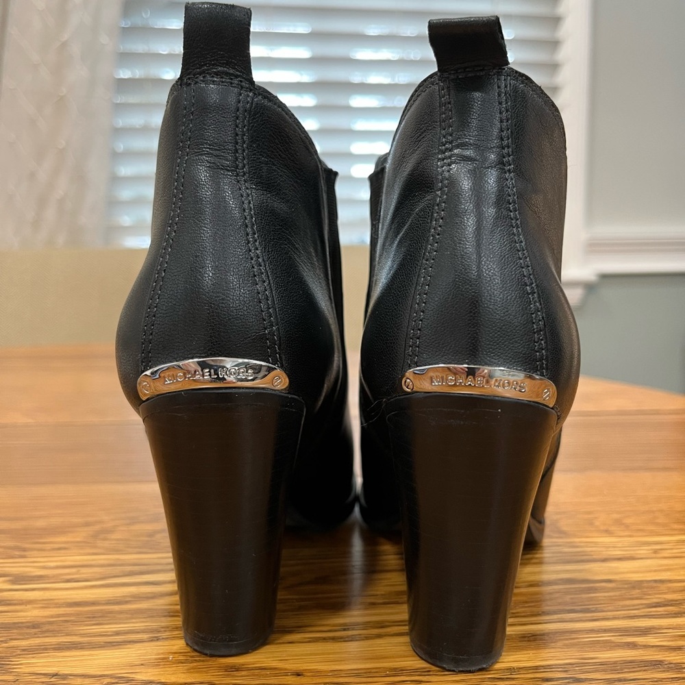 Michael Kors Booties - Picture 3 of 8